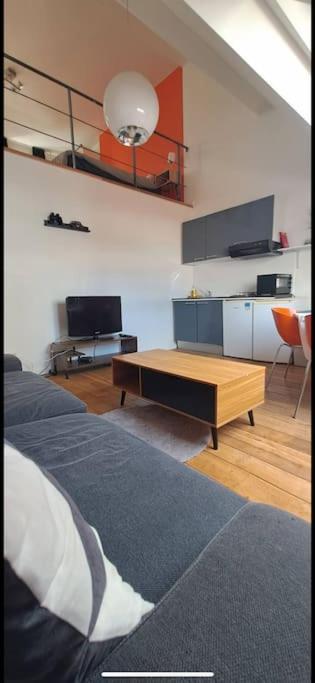 Penthouse Duplex Cosy 2 Chambres Au Coeur De Bruxelles Exterior foto
